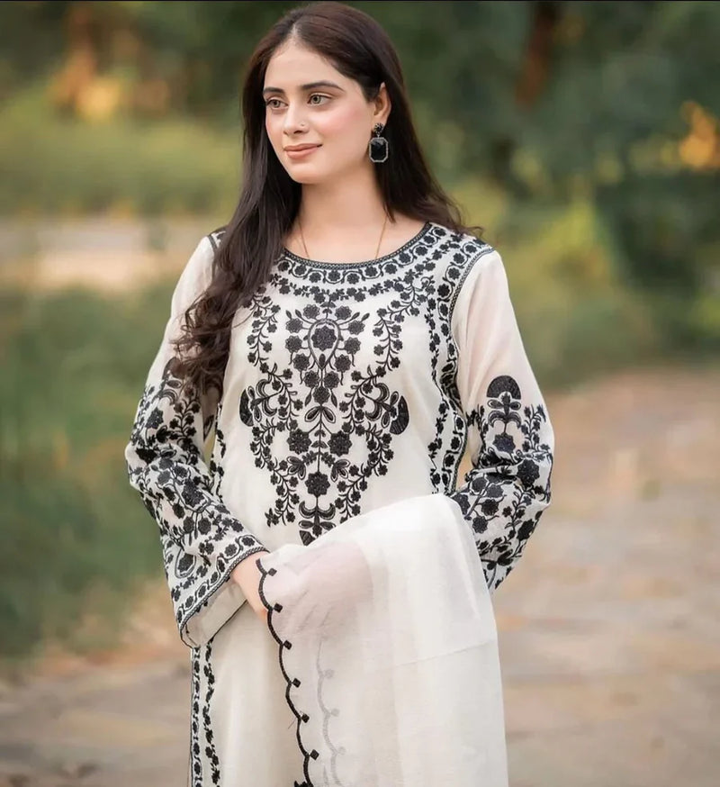 BL - 03 | 3 PC Lawn
